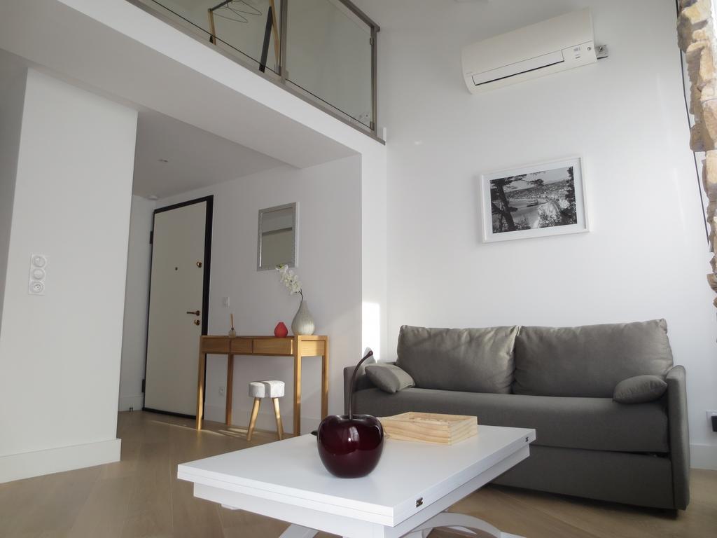 Marechal Foch Duplex Apartment *